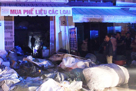 Cháy nhà dân, 2 người bỏng nặng ảnh 2